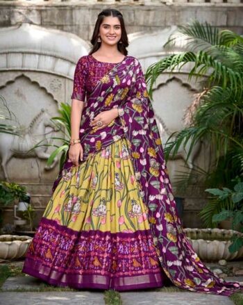 Women Printed Flared Lehenga Choli Set with Dupatta