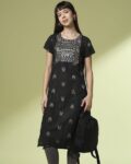 Women Ikat Round-Neck Straight Kurta