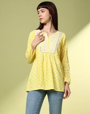 Women Floral Print Relaxed Fit Top