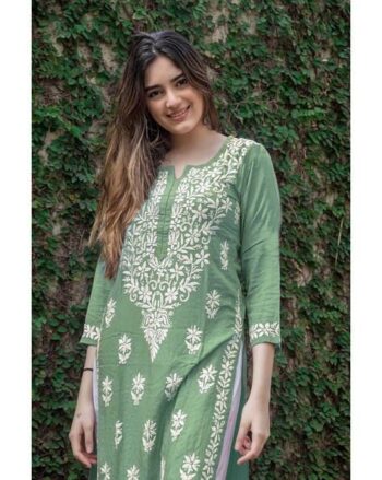 Women Embroidered Straight Kurta
