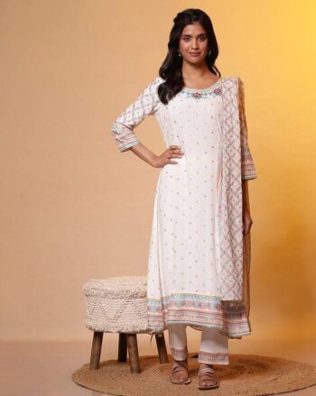 Women Floral Print Straight Kurta Set