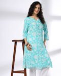 Women Floral Print Straight Kurta