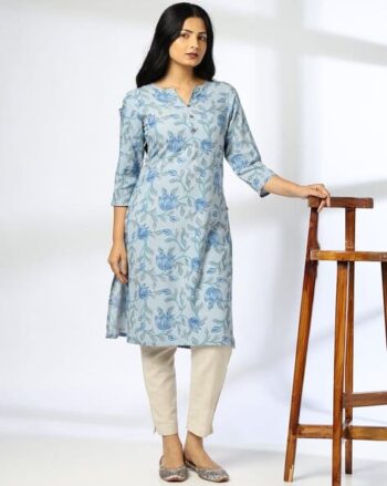Women Floral Print Straight Kurta