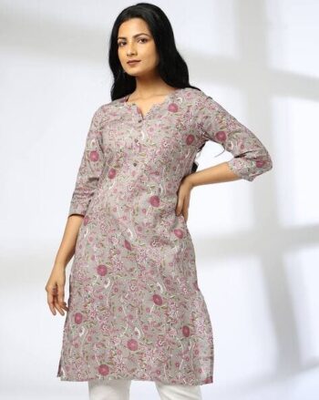 Women Floral Print Straight Kurta