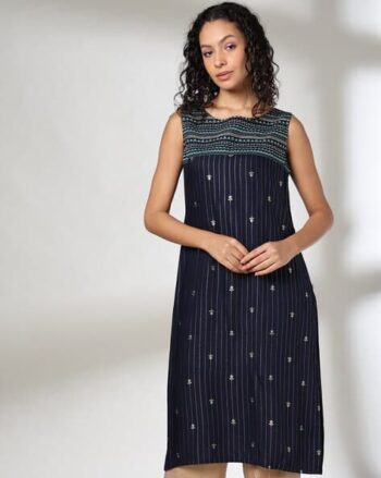 Women Striped Straight Kurta with Embroidery