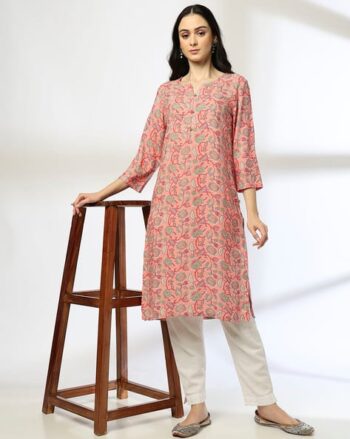 Women Victorian Floral Kurta