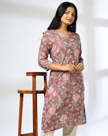 Women Floral Print Straight Kurta