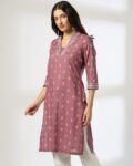 avaasa_mix_n27_match_purple_women_printed_straight_kurta.jpg