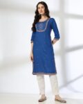 Women Embroidered Round-Neck Straight Kurta
