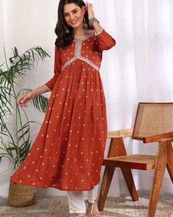 Women Embroidered Anarkali Kurta