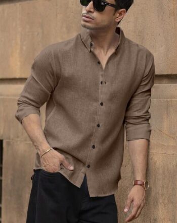 Men Regular Fit Shirt with Spread Collar