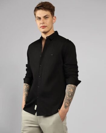 Spread Collar Slim Fit Shirt