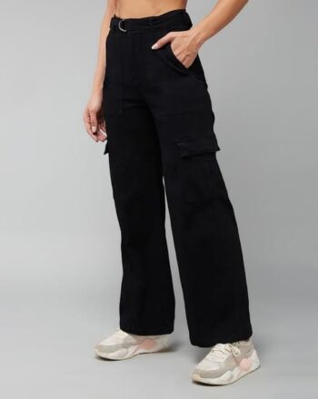 Women Wide Jeans with Insert Pockets