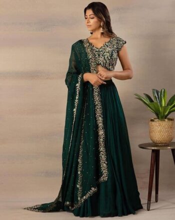 Women Embellished Lehenga Choli Set with Dupatta