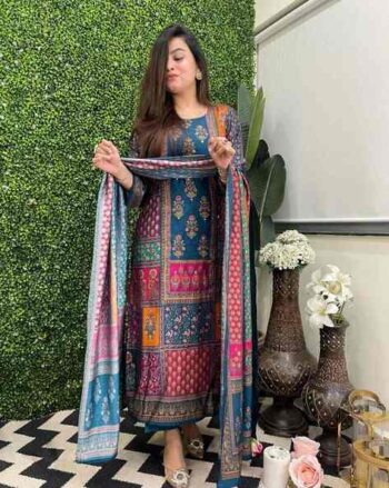 Women Embroidered Straight Kurta Set