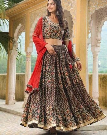 Women Printed Flared Lehenga Choli Set with Dupatta