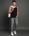 john_players_jeans_grey_men_mid-wash_low-rise_slim_fit_jeans.jpg