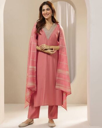 Women Floral Straight Kurta Set