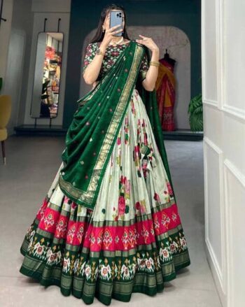 Women Indian Lehenga Choli Set with Dupatta