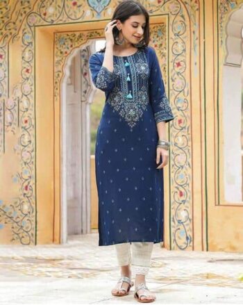 Women Floral Straight Kurta with Round Neck