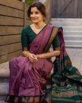 Women Kanjeevaram Saree with Contrast Border