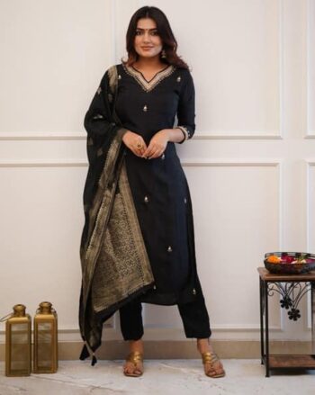 Women Floral Woven Straight Kurta with Palazzos & Dupatta