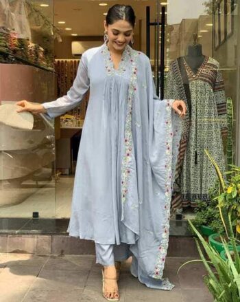 Women Embroidered Straight Kurta Set