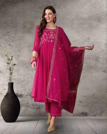 Women Anarkali Kurta Set