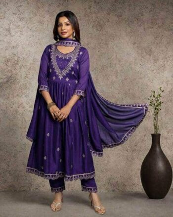 Women Embroidered Anarkali Kurta Set