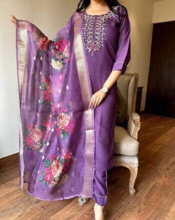 Women Floral Straight Kurta Set