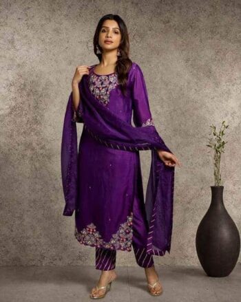 Women Embroidery Straight Kurta Set