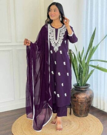 Women Printed Anarkali Kurta Set