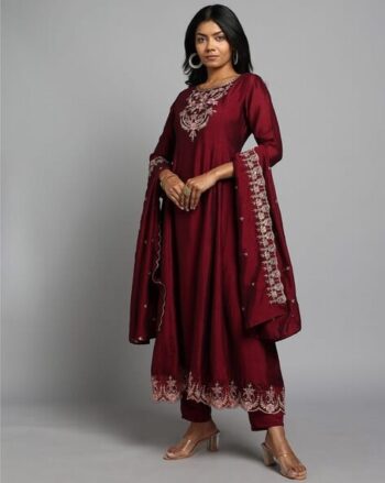 Women Floral Print Flared Kurta & Palazzos