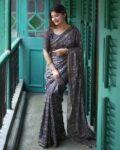 Women Embroidered Saree with Contrast Border