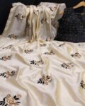 Women Floral Embroidered Saree