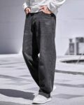 poshax_black_men_lightly_washed_relaxed_fit_jeans.jpg