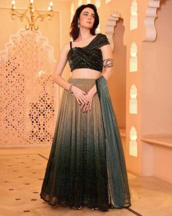 Woman  Lehenga Choli Set with Dupatta