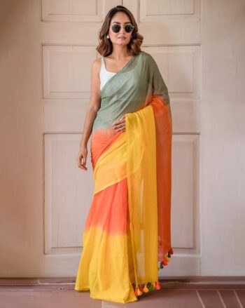 Women Woven Saree with Contrast Border