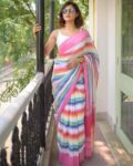 Women Printed Saree with Contrast Border