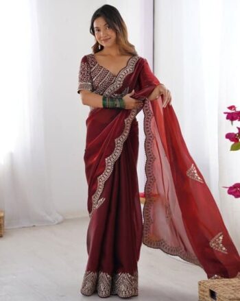Women Traditional Saree with Unstitched Blouse Piece