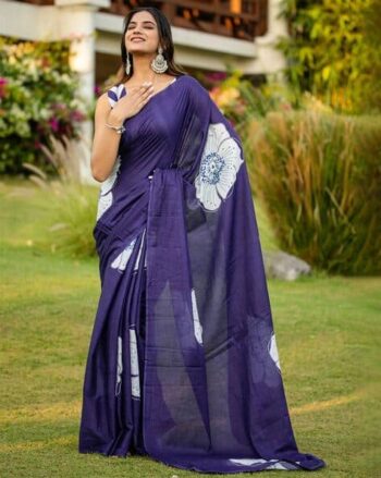 Women Floral Print Saree