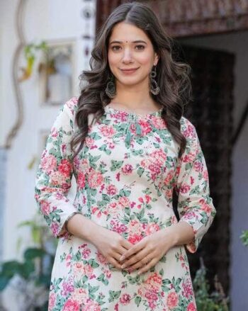 Women Floral Straight Kurta