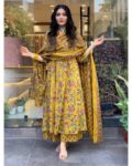 Women Embroidered Straight Kurta Set