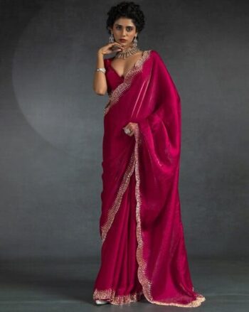 Women Embellished Saree with Scallop-Border