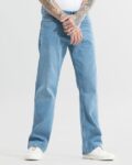 Men Bootcut Jeans with 5-Pocket Styling
