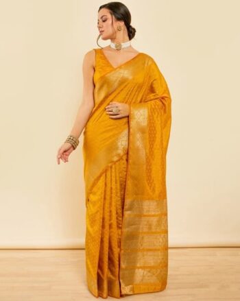 Women Woven Saree with Zari Border