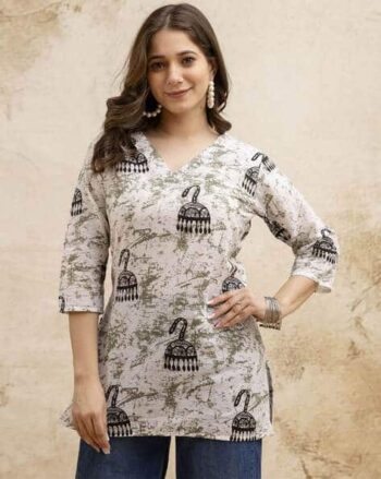 Women Printed V-Neck Straight Kurta Set