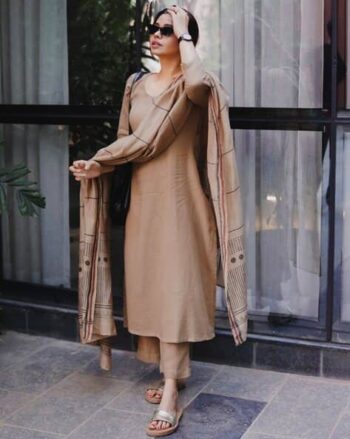 Women Floral Straight Kurta Set