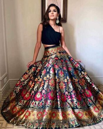 Women Printed Flared Lehenga Choli Set