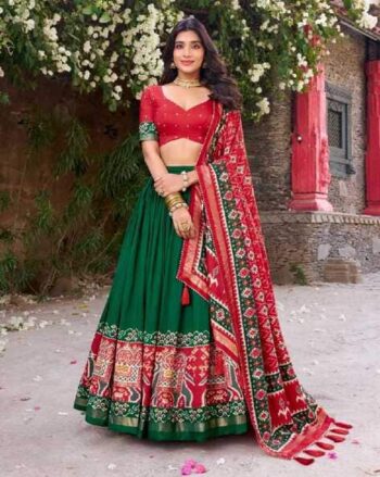 Women Floral Print Flared Lehenga Choli Set